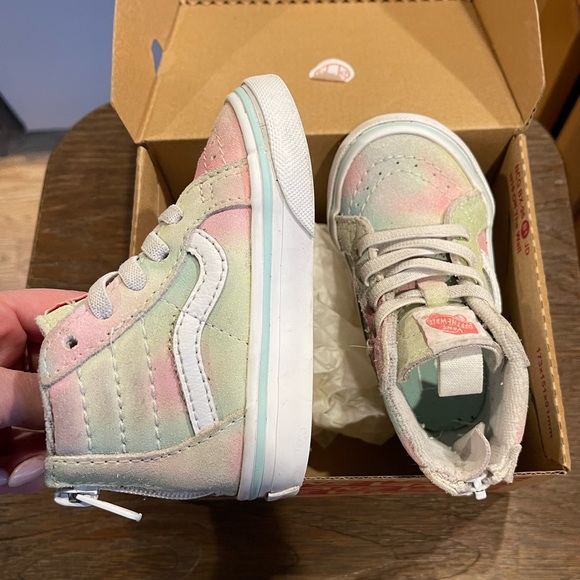 Toddler vans - Picture 7 of 7